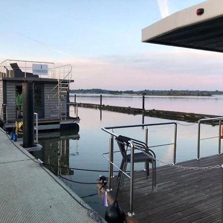 Hausboot Fjord Aries Mit Dachterrasse In Schleswig Hotel Kültér fotó