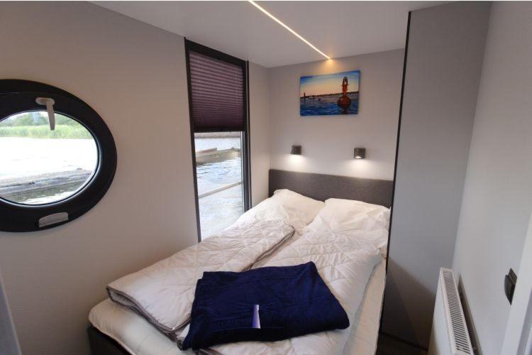 Hausboot Fjord Aries Mit Dachterrasse In Schleswig Hotel Kültér fotó