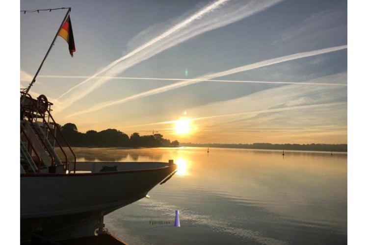 Hausboot Fjord Aries Mit Dachterrasse In Schleswig Hotel Kültér fotó
