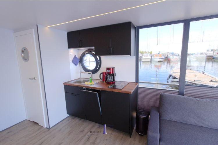 Hausboot Fjord Aries Mit Dachterrasse In Schleswig Hotel Kültér fotó